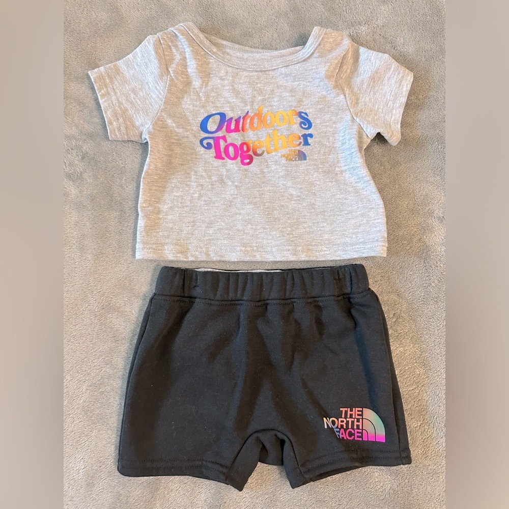 *NWT* Baby The North Face Outfit